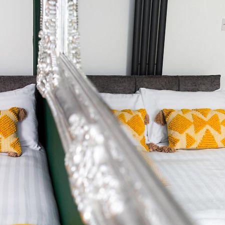 Snuggle Cove Apartments By Bella Vita Stays Liverpool Exterior photo