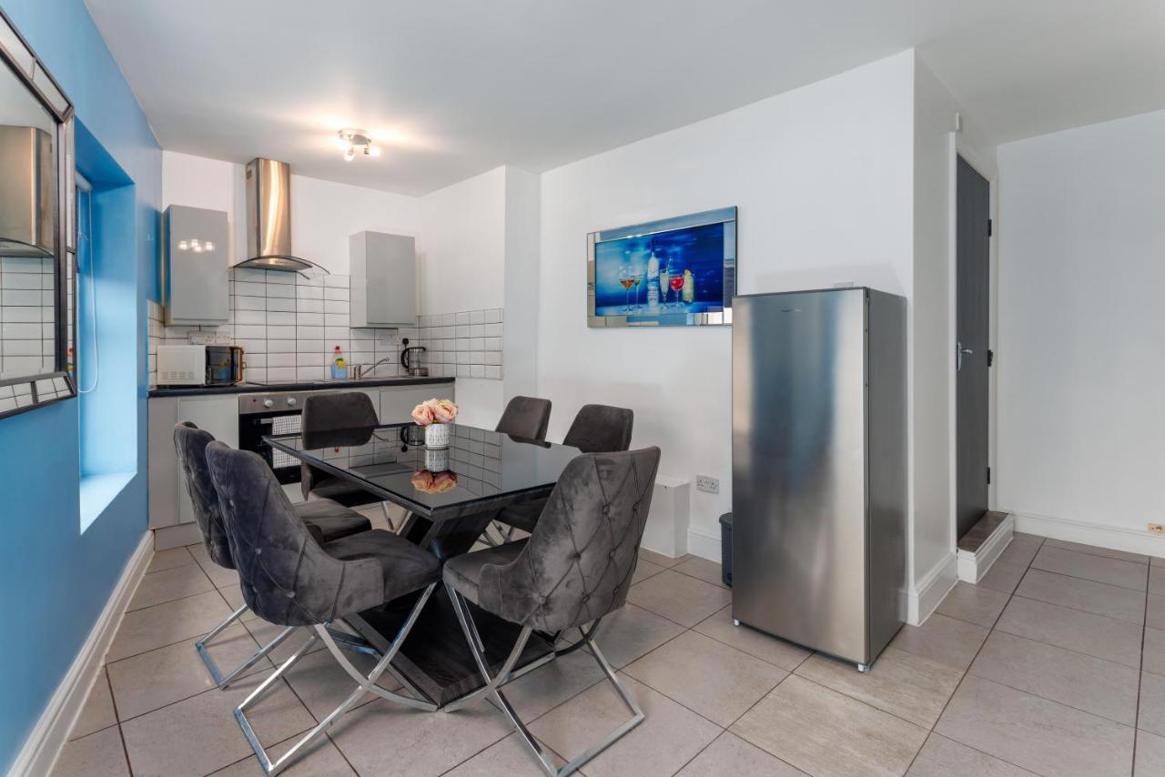 Snuggle Cove Apartments By Bella Vita Stays Liverpool Exterior photo