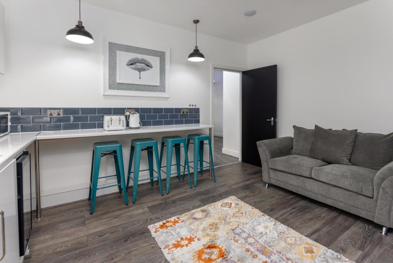 Snuggle Cove Apartments By Bella Vita Stays Liverpool Exterior photo